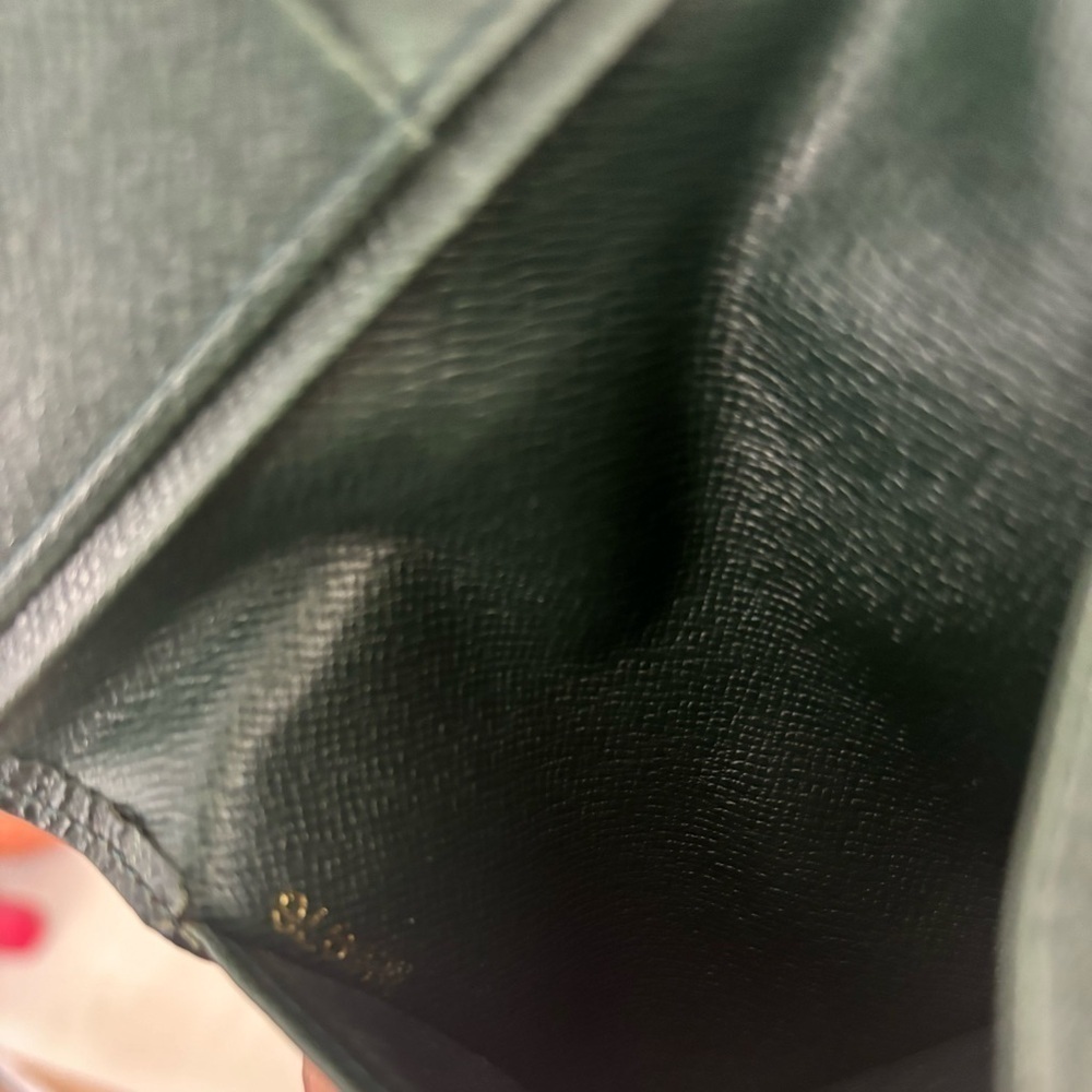 Louis Vuitton Taiga Leather Bifold Long Wallet Green - Picture 10 of 12